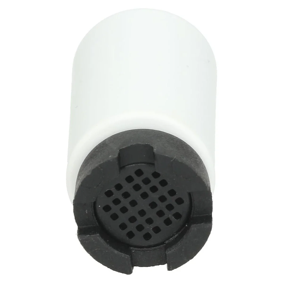 Bundfilter set fra bunden med sort perforeret sugerist