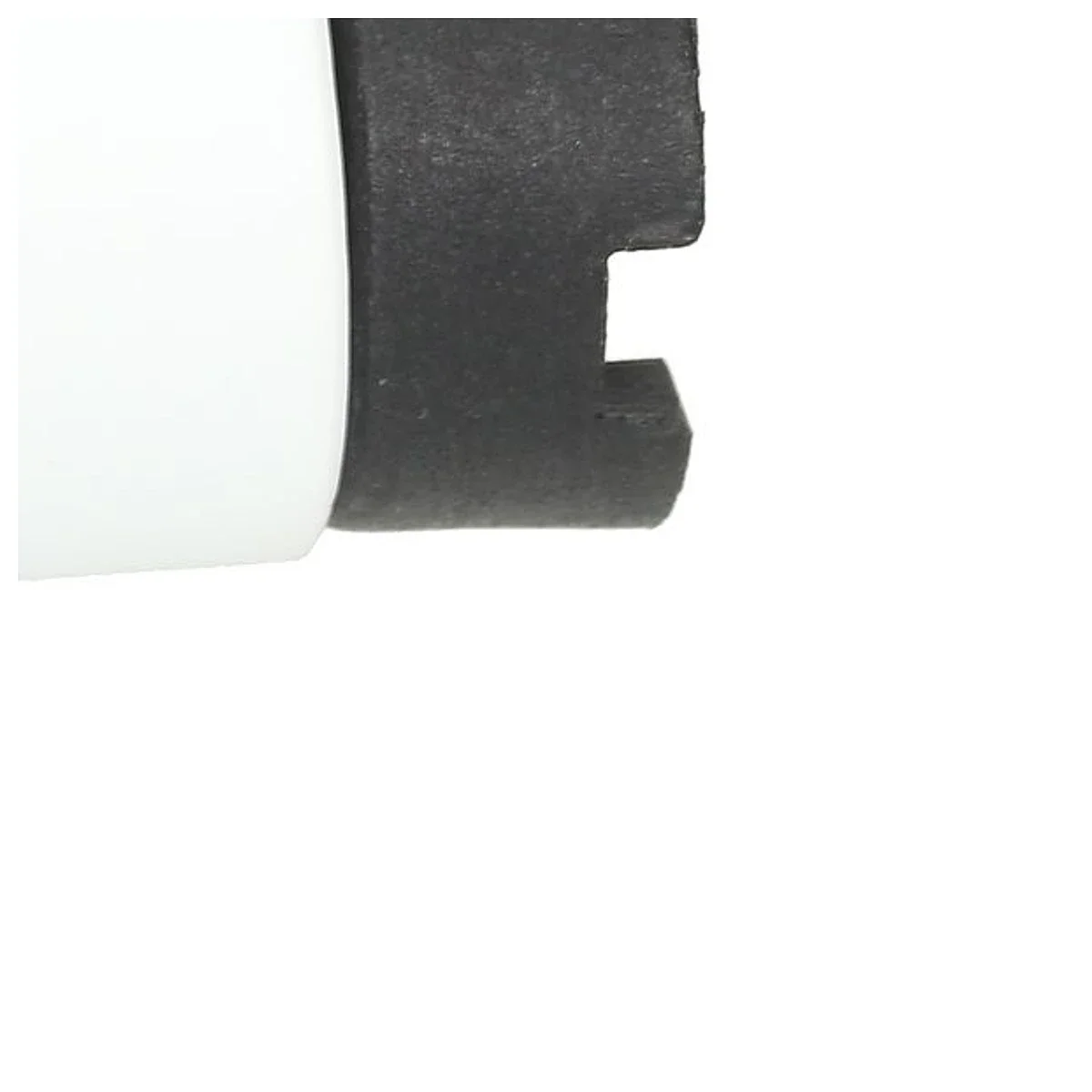 Detalje af slidser i sort krave på SEKO bundfilter