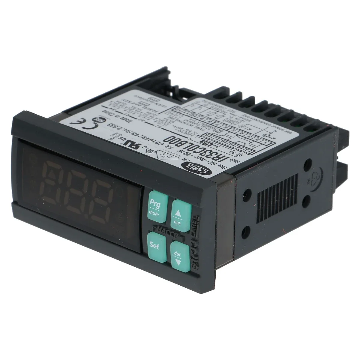 CAREL IR33C0LB00 køleregulator set skråt forfra med grønne taster
