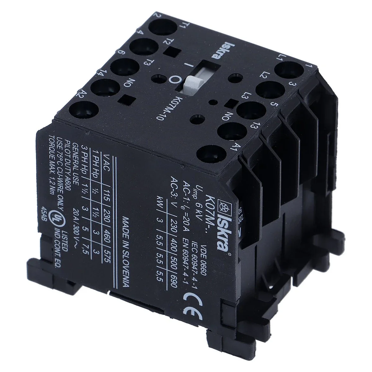 Kontaktor K07M-10 set fra siden med typeskilt og CE-mærkning