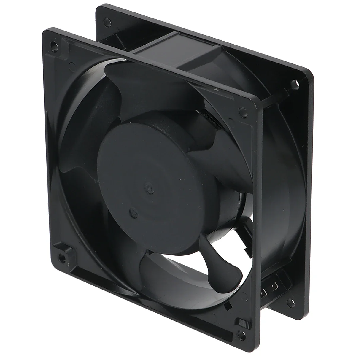Axialventilator set skråt bagfra med rotor og ramme